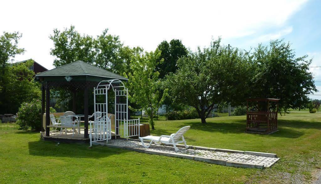 Manoir Becancourt Hotel Exterior photo